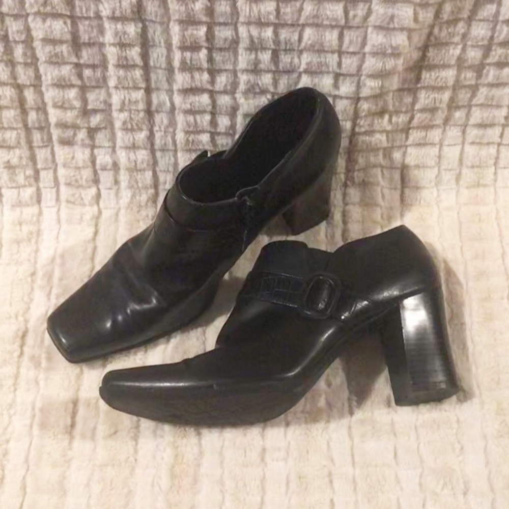Women’s Black Size 10 High-Heel Shoes